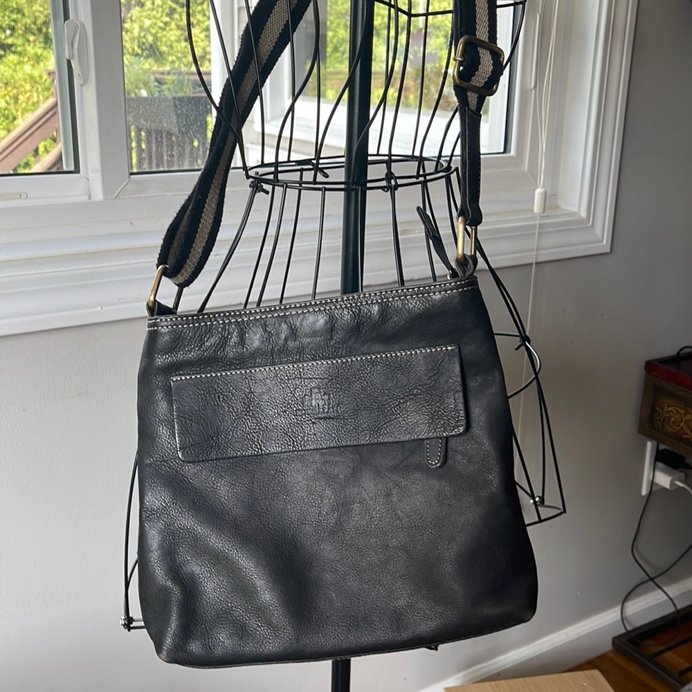 Rowallan Black Leather VTG Style crossbody Bag, Adj Strap, excellent condition